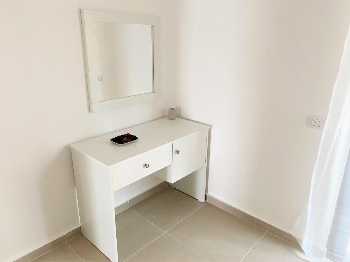 Sea View Apartment Elite2 Sarandë Exteriör bild